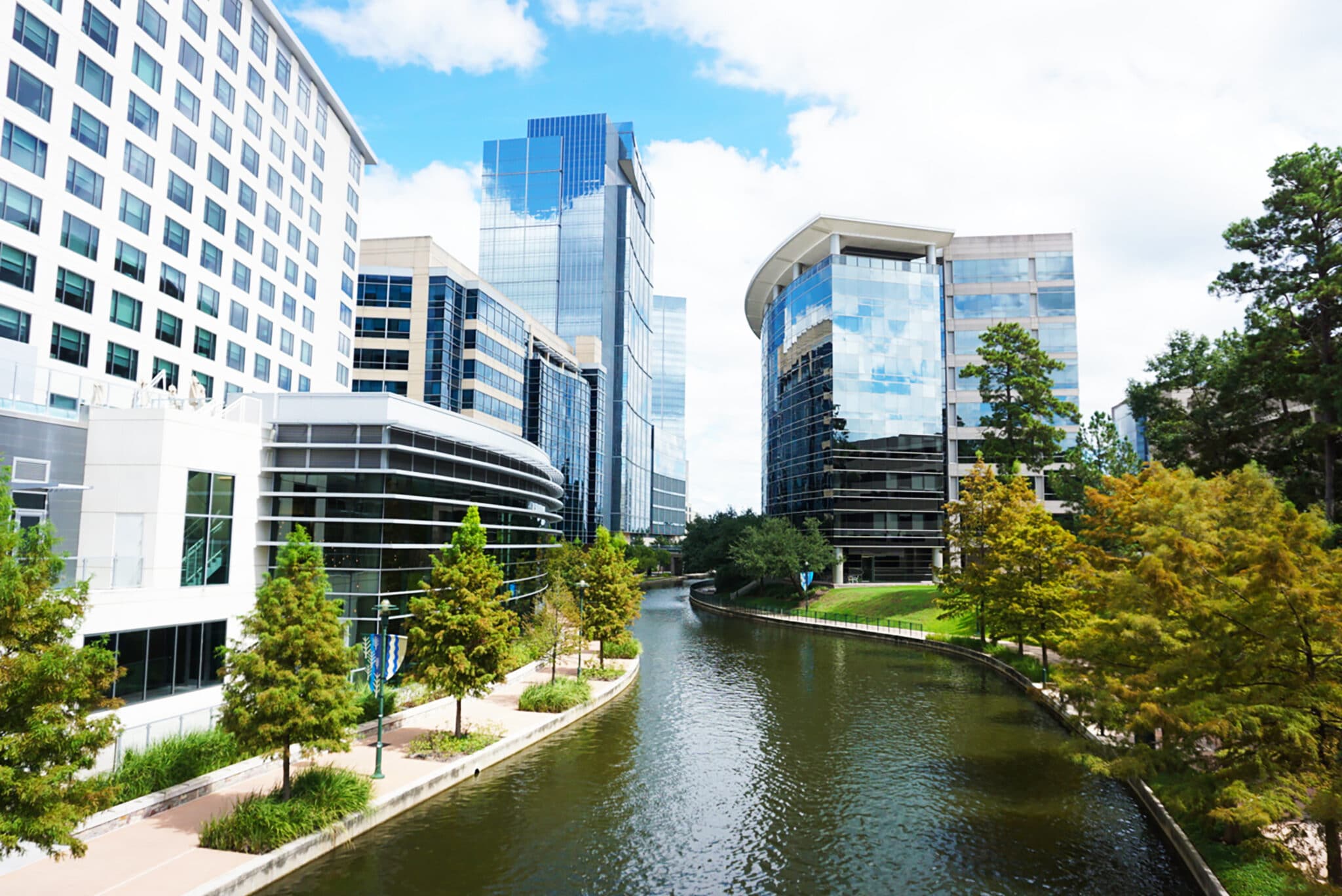Why Move to The Woodlands, TX: A Thriving Community with Strong